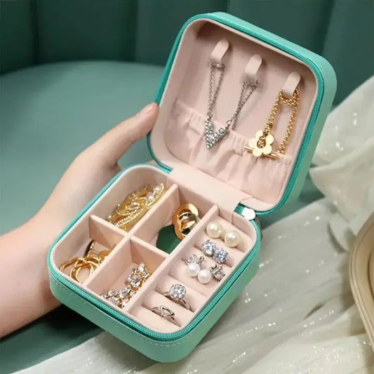 High Quality Leather Jewellery Organizer Box with Zipper | Ear Rings & Necklace_Bracelets Holder | Small Jewelry Box Vanity Hanger Stand Velvet