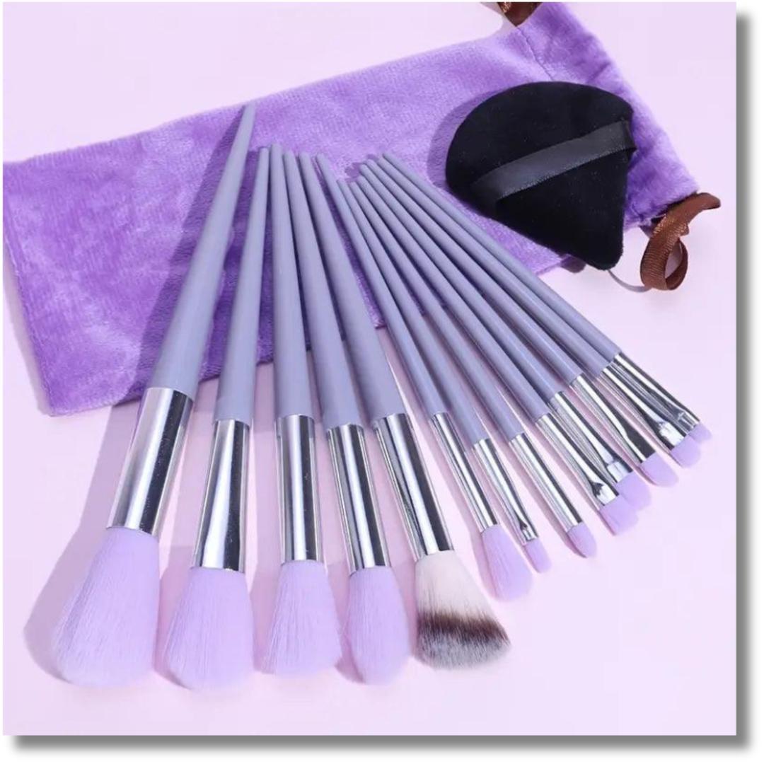 13 Pcs Makeup Brushes Set ABS Plastic Eye Concealer Brushes