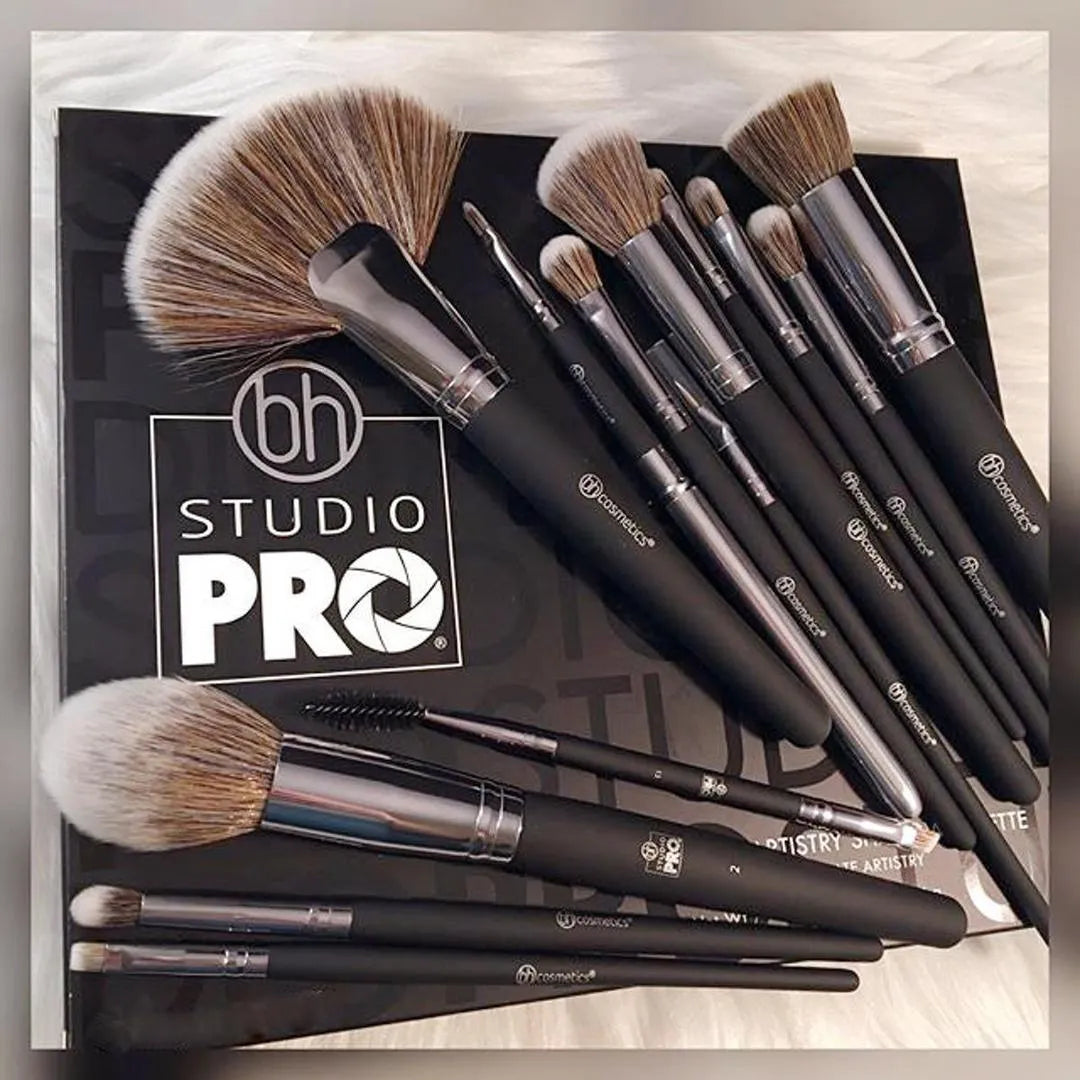 13-Piece Makeup Brush Set Black Silver Professional